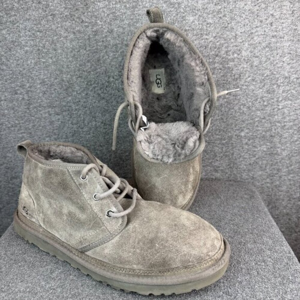 UGG Neumel Men's Suede Lace Up Chukka Boots Size 12